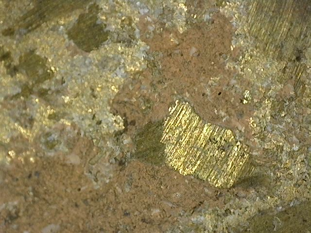 vishnu kopf detail bronze met kirita kroon