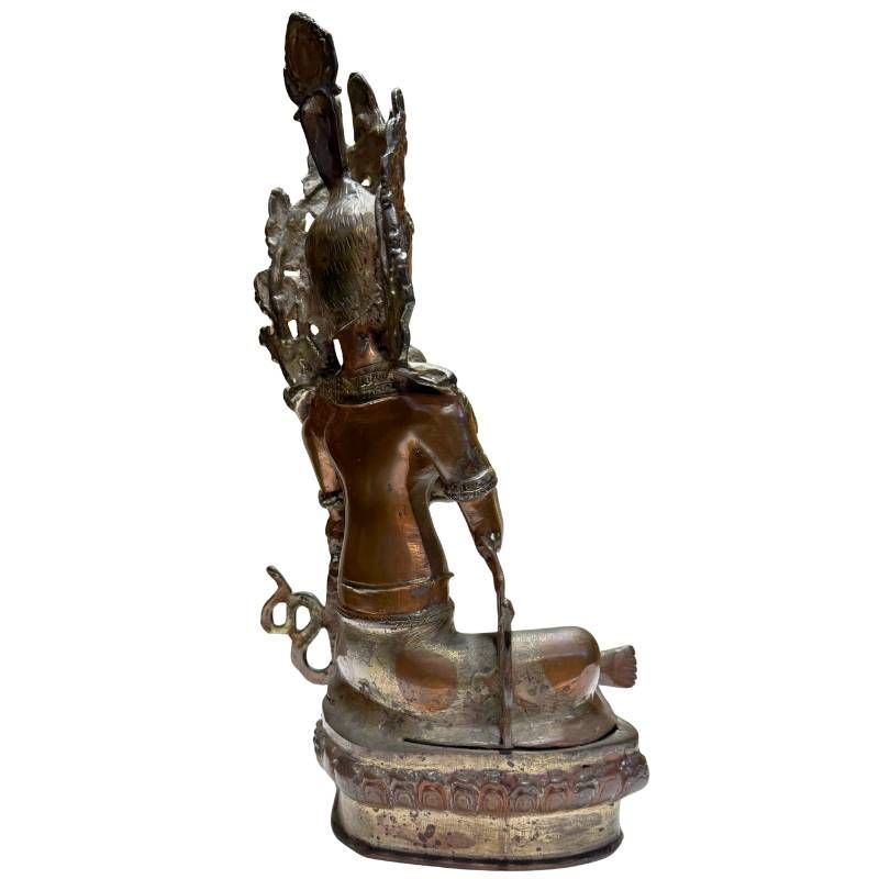 Spirituelle Tara Statue aus Bronze, Himalaya-Region, 38 cm hoch, 3,9 kg, Handhaltung in Kataka Mudra, Symbol für Mitgefühl und Schutz, 18.-19. Jahrhundert, Lot 431.