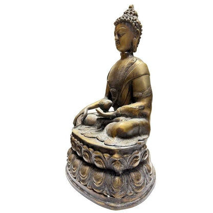Antike nepalesische Buddha-Statue aus der Himalaya-Region, feuervergoldete Bronze, 41 cm hoch, 6,3 kg schwer, doppelte Lotusbasis, 18.-19. Jahrhundert, Lot 423.