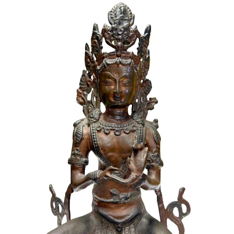 Antike Tara Statue aus einer Kupferlegierung, Himalaya-Region, 38 cm Höhe, 3,9 kg schwer, handgearbeitet mit natürlicher Patina, 18.-19. Jahrhundert, Lot 431.