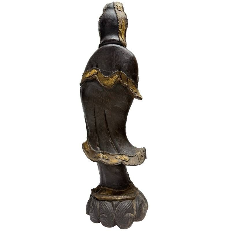 Antike hölzerne Guanyin-Statue mit originalen Blattgold-Resten, handgeschnitzt aus der späten Qing-Dynastie, 45,5 cm hoch
