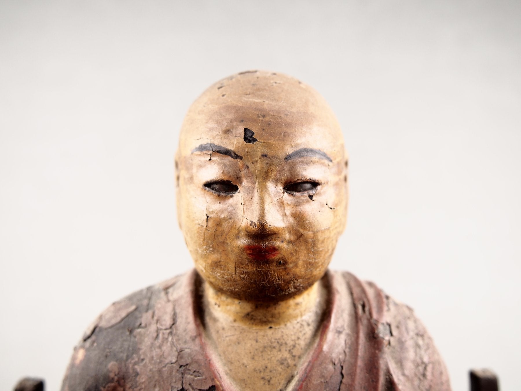 Antike religiöse Skulptur aus Japan
