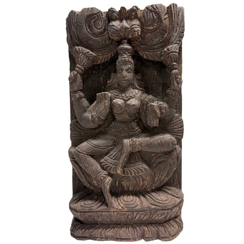 Antikes südindisches Holzrelief der Göttin Parvati, frühes 20. Jahrhundert, Lot 451, handgeschnitzt auf Lotosbasis, dunkle Edelpatina, 24 cm hoch, 800 g massiv, hinduistische Sakralkunst, 1stbuddha Expertise.