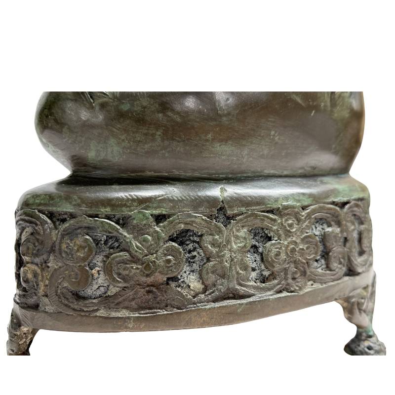 Großer thailändischer Buddha als Galerie-Stück für Sammler.