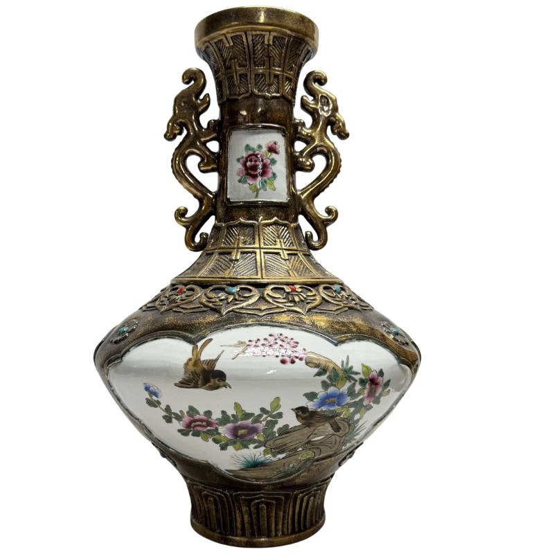asiatische vase porzellan einsatz blumenmotiv metall struktur