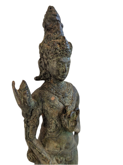 Avalokiteshvara Bronze Figur mit Lotus Symbol