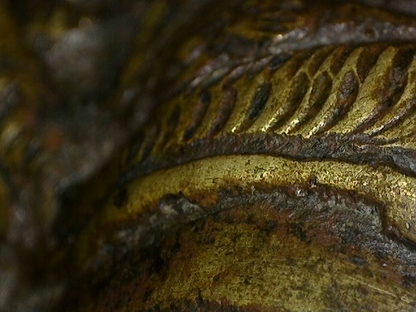 Bronzene Brahma Figur mit rituellen Gebrauchsspuren
