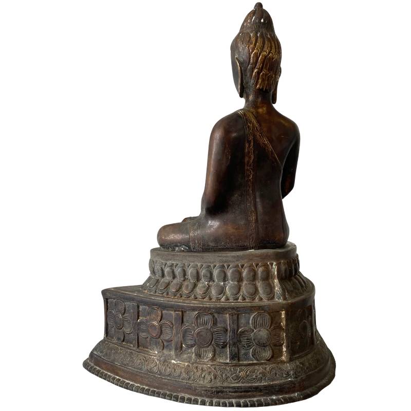 Detailansicht der Vergoldung und Patina-Struktur einer Himalaya-Bronze-Buddha-Statue