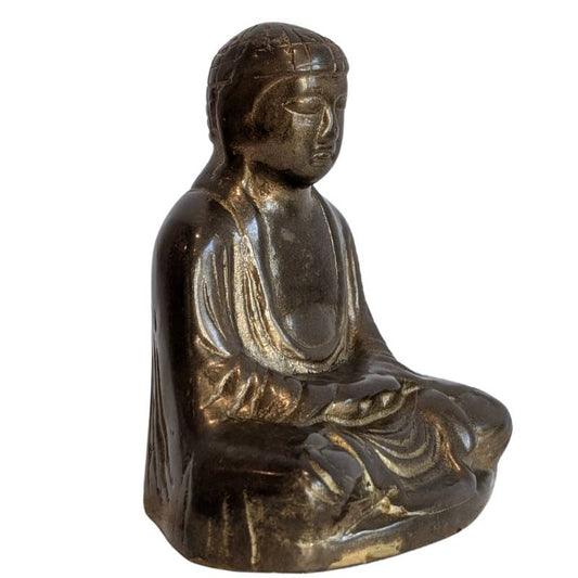 Bronze Buddha aus Japan in Dhyana Mudra kompakte Skulptur mit ruhiger Ausstrahlung