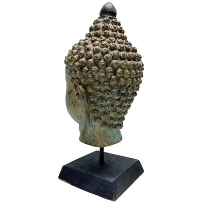 Antiker Buddhakopf aus Bronze mit charaktervoller alter Patina, 19. Jahrhundert, Lot 452, 25 cm hoch, 1,5 kg, Südostasien, fein ausgearbeitete Spirallocken, meditativer Ausdruck, 1stbuddha Expertise.