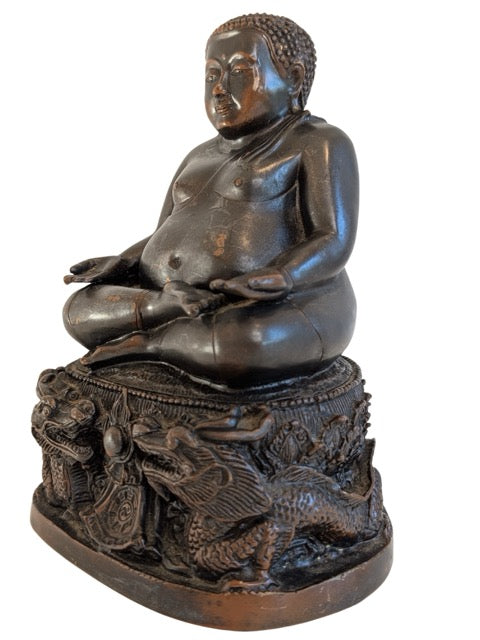 Buddha Bronze China mit Patina Drachenbasis