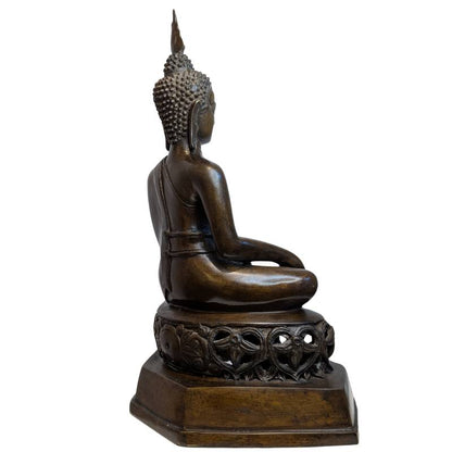 ruhiger gesichtsausdruck buddhistische kunst suedostasien