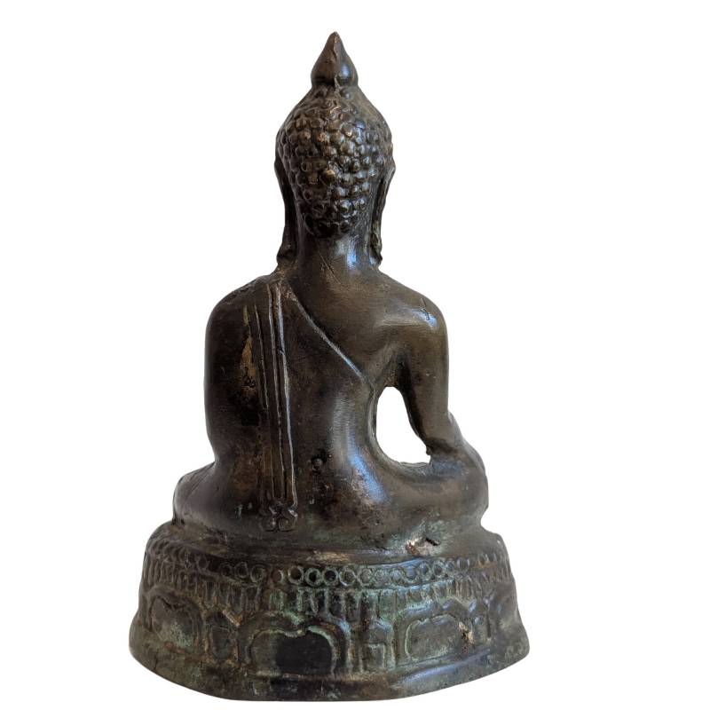 Antike Bronze-Statue des Buddha Shakyamuni in der Mudra der Erdberührung (Bhumisparsha), Südostasien, massive Qualität mit authentischer Patina, Lot 149.