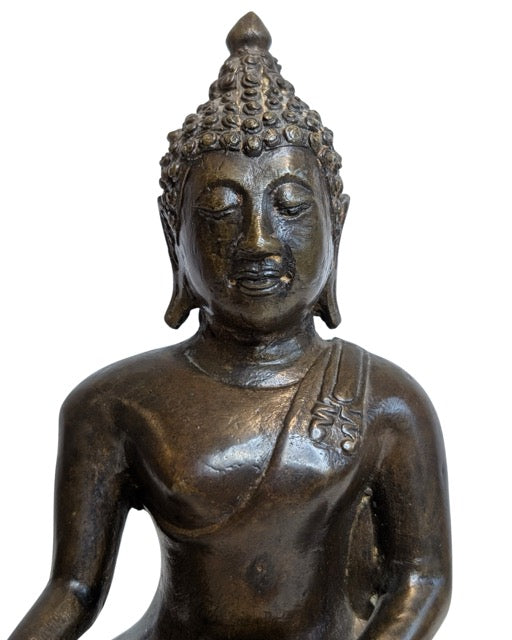 Buddha Statue Bronze mit Patina Myanmar Thailand