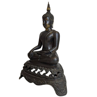 Buddha Statue Bronze Ushnisha Haarstruktur Detail