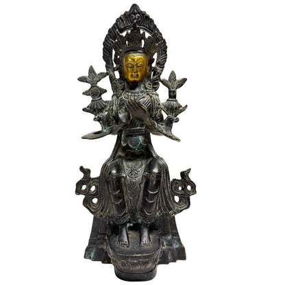 Chinesischer Bodhisattva Maitreya in devotionaler Haltung (Anjali Mudra), feuervergoldete Bronze, Lot 445 bei 1stbuddha, Sino-Tibetisch ca. 1880–1920, 29 cm Höhe mit originaler Patina und Lotus-Attributen.