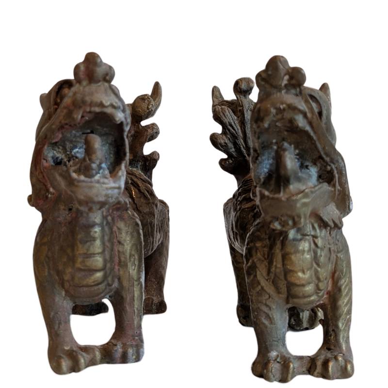 chinesische foo dogs bronze skulpturen offener mund detail