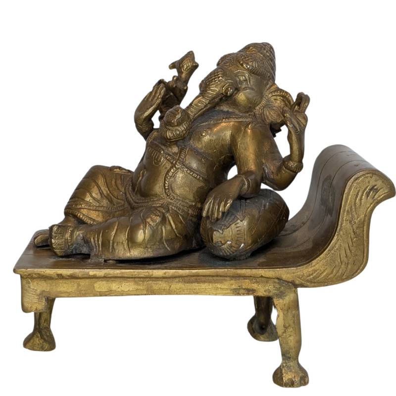 ganesha figur liegend auf liege seltene darstellung indien