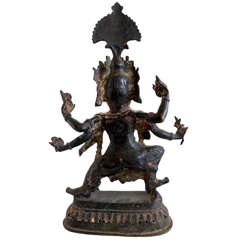 Antikes Ganesha bronzen beeld mit vielschichtiger natürlicher Patina, Lot 163 bei 1stbuddha, 18. Jahrhundert, tanzende sechsarmige Form, 30 cm hoch, sichtbare Cuprit-Oxidation, Mineralablagerungen und Reste von Feuervergoldung.