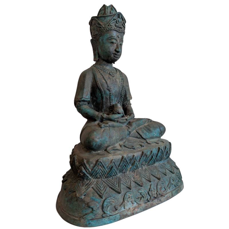 Antike Statue eines gekrönten Avalokiteshvara in der Khmer-Tradition, massive Bronze mit Kundika-Gefäß und Buddha-Figur in der Krone, Lot 150.