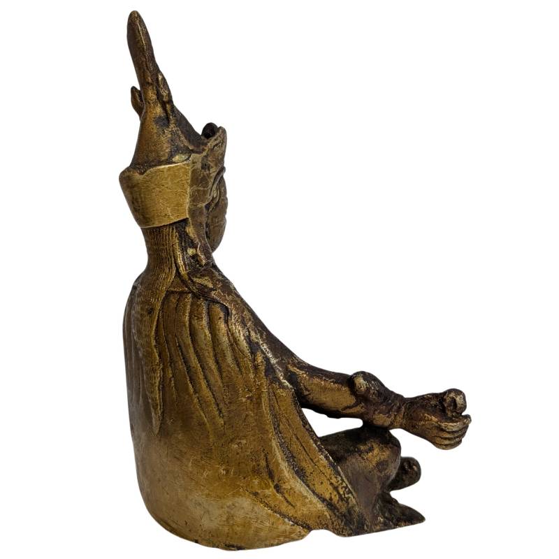gewandfalten lebendige ausarbeitung bronze figur