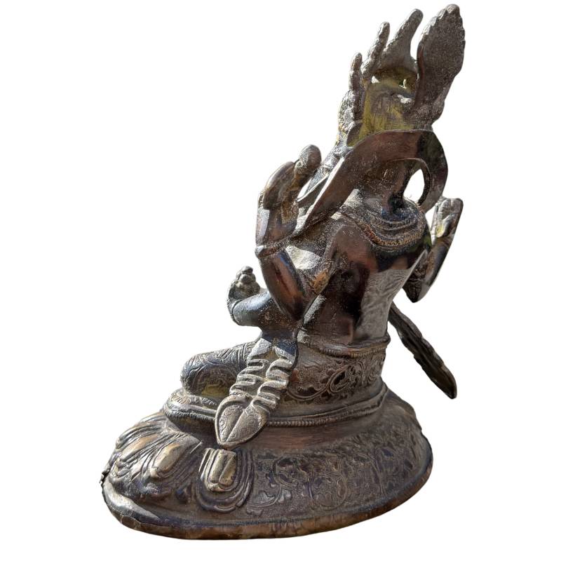 Bronze Ganesha Statue auf Lotussockel
