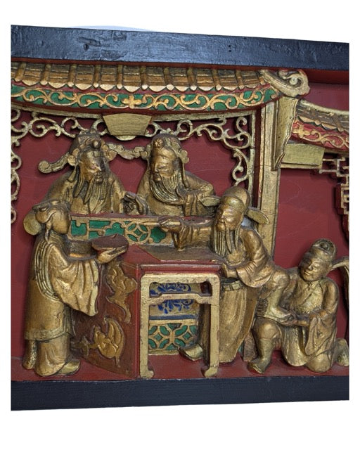 Holzrelief China antik mit Patina und Vergoldung