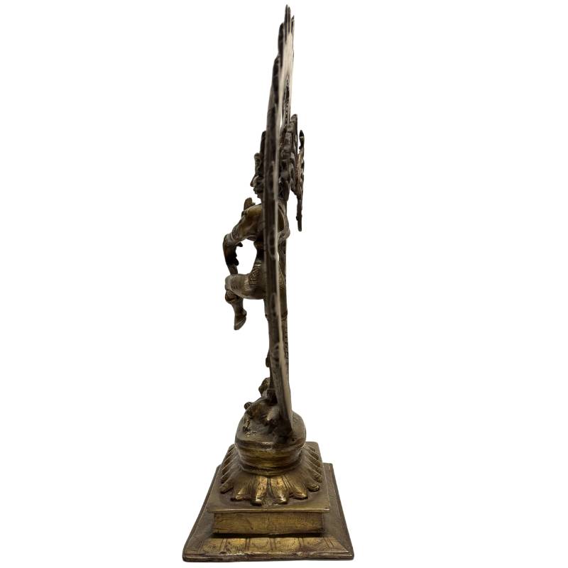 Große indische Bronze-Nataraja Tempelskulptur, tanzender Shiva im Flammenkreis, 44,5 cm hoch, 6,4 kg schwere Bronze, Lot 447 bei 1stbuddha, hinduistische Sakralkunst, klassischer Guss mit warmer Patina, spirituelles Sammlerstück.