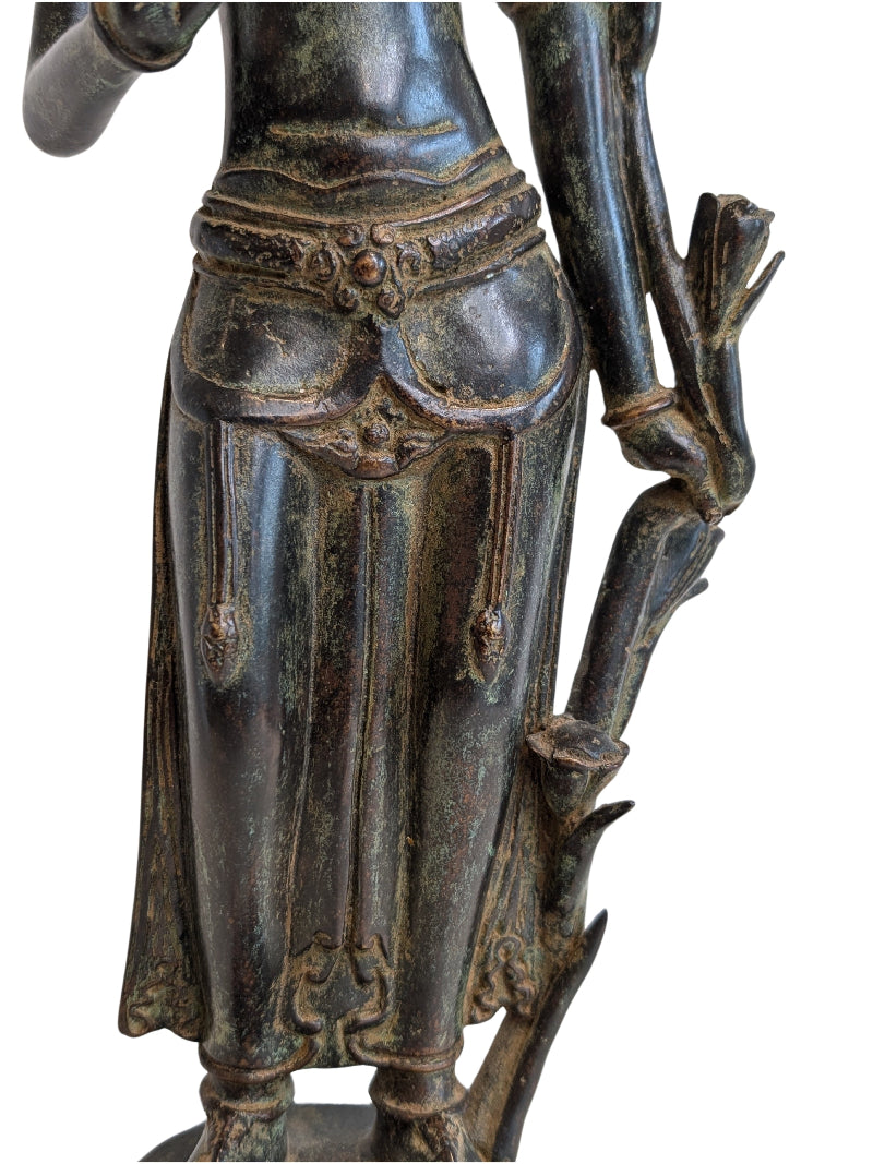Lakshmi Bronze Figur Südindien traditionelle Darstellung