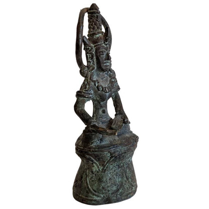 Lokeshvara Bronze Khmer Figur als Reisebegleiter mit Patina und ruhiger Ausstrahlung
