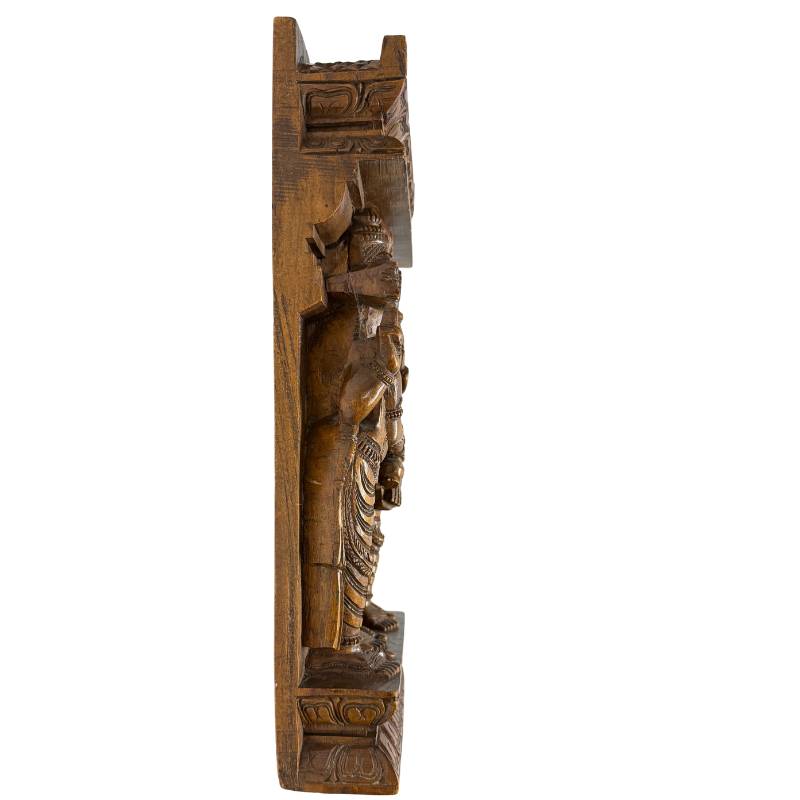 Antikes südindisches Tempelpaneel aus Madurai, Darstellung von Meenakshi, Shiva und Vishnu (Heilige Hochzeit), frühes 20. Jahrhundert, Lot 449, 46 cm hoch, 3,5 kg schweres Hartholz, handgeschnitzte hinduistische Sakralkunst, 1stbuddha Expertise.