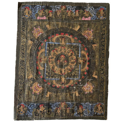 Handgemaltes Mandala-Thangka aus Nepal, natürliche Pigmente auf Stoff, traditionelles Meditationsbild mit authentischer Gebrauchspatina und symmetrischem Fokus, 1stbuddha.