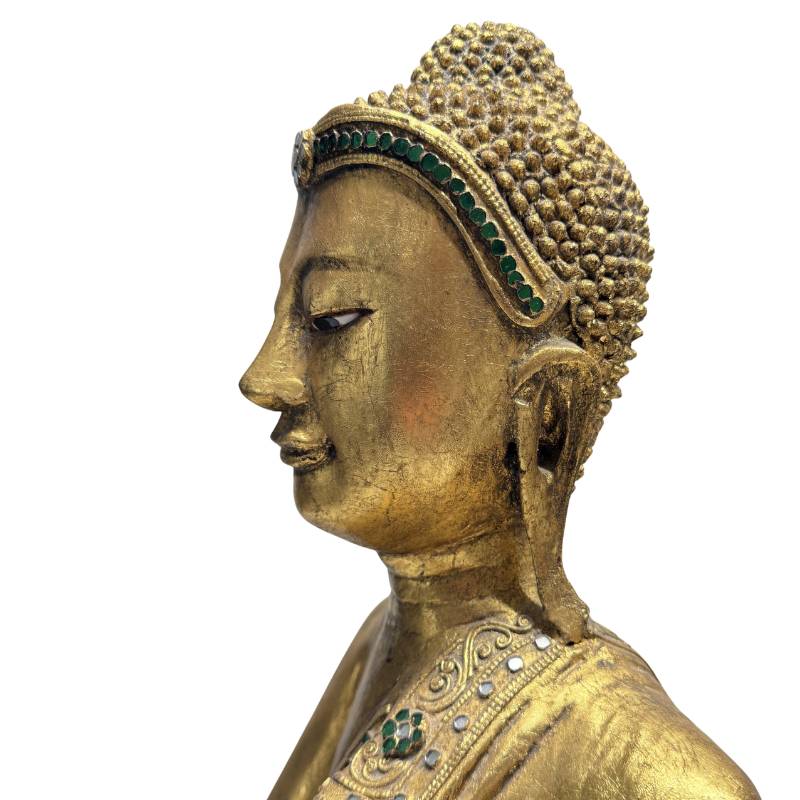 Große Buddha-Statue als zentrales Element für Meditationsräume und Altäre.