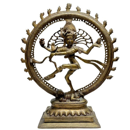 Große indische Nataraja Bronze-Skulptur, Shiva als kosmischer Tänzer im Flammenkreis, Lot 447 bei 1stbuddha, 44,5 cm hoch, 6,4 kg massive Bronze, hinduistische Tempelkunst, hochwertige Ziselierung, spirituelle Dekoration.