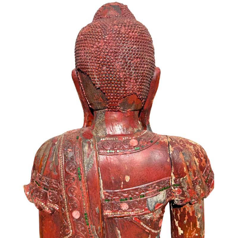 Buddha Skulptur aus Myanmar mit traditioneller Einlage
