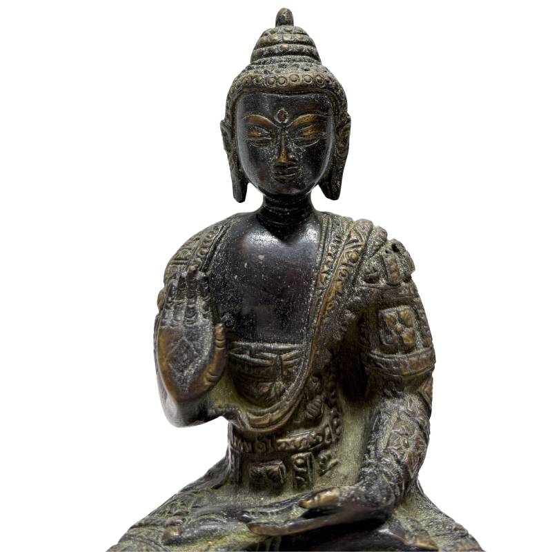 Exquisites Paar nepalesischer Buddha-Statuen, feuervergoldete Newar-Bronze aus Patan, Lot 457, frühes 20. Jahrhundert, Abhaya Mudra, 18,5 cm hoch, 3,2 kg Gesamtgewicht, 1stbuddha Expertise.