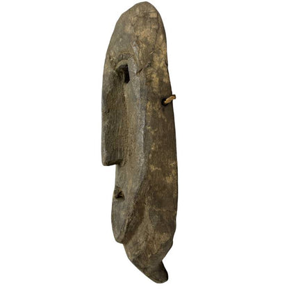 Authentische nepalesische Holzmaske mit Schnurbindung und gewachsener Oberfläche  