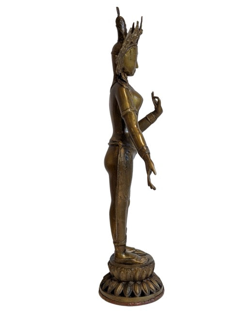nepalesische tara bronze skulptur ruhiger gesichtsausdruck