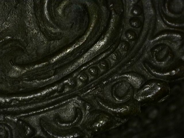 Großformatige thailändische Rama Skulptur aus Bronze, 83 cm Monumentalhöhe, 12,2 kg, auf Holzsockel montiert, dunkle Edelpatina, detailreiche thailändische Gusskunst, Lot 445, 1stbuddha.
