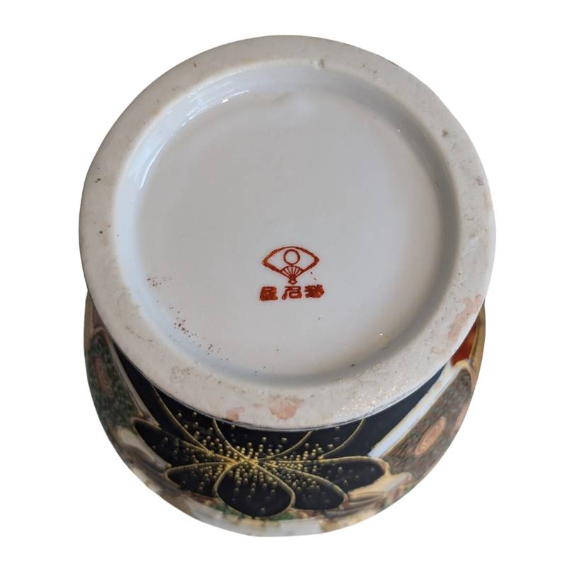 Satsuma Vasen Japan traditionelle Keramik mit Gold