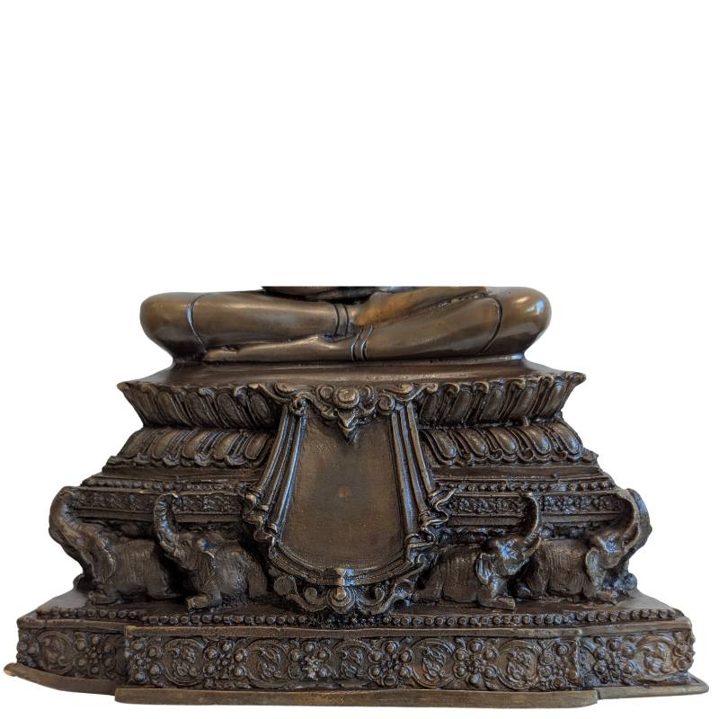 Sitzender Buddha Bronze mit Elefanten Sockel balancierte Figur mit Ruhe