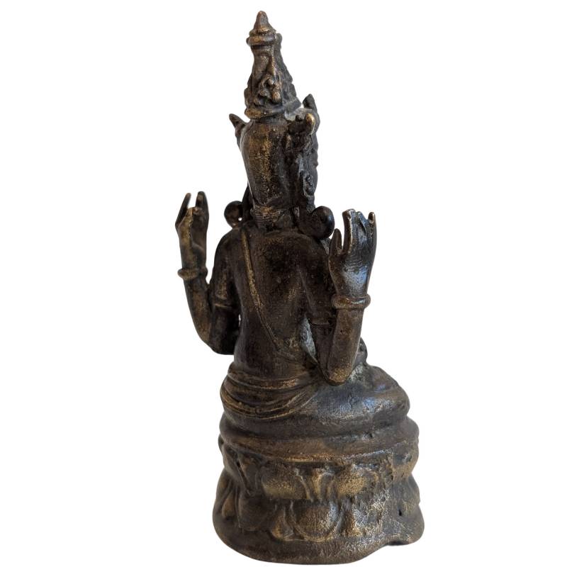Südostasiatisches Reisebildnis des Lokeshvara aus massiver Bronze, Khmer-Stil, mit charakteristischer dunkler Patina und sanften Konturen durch rituellen Gebrauch, Lot 147.
