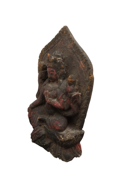 Tara Bodhisattva Holzfigur Himalaya traditionelle Darstellung