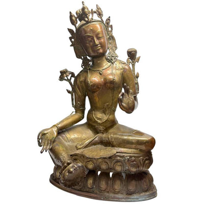 Monumentale stehende Tara-Großfigur aus Bronze, 80 cm hoch, tibetischer Vajrayana-Stil, 24,2 kg, Lot 408 bei 1stbuddha, 19. Jahrhundert, Feuervergoldungsreste, antike rötlich-braune Patina, sakrale Himalaya-Kunst.