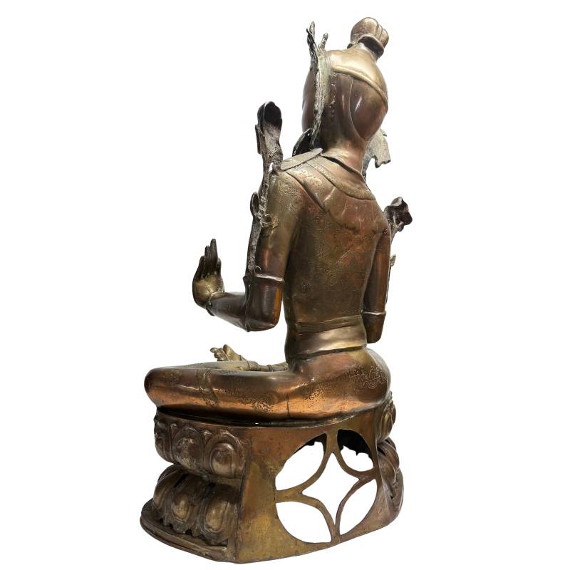 Schlanke Körperform einer monumentalen Tara-Bronze im tibetischen Stil, elegante Linienführung, 80 cm Großfigur, Lot 408 bei 1stbuddha, 19. Jahrhundert, rötlich-braune Patina, sakrale Ästhetik des Himalaya.