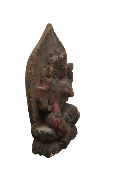 Tara Holzfigur Himalaya mit natürlicher Patina