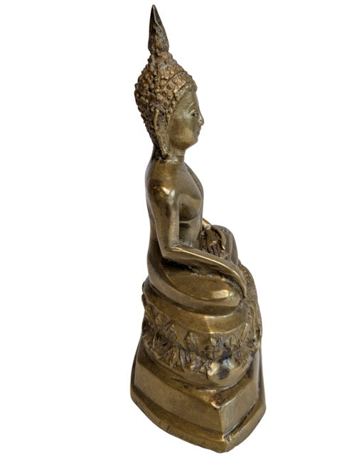thailaendischer buddha bhumisparsha mudra bronze skulptur gesicht detail