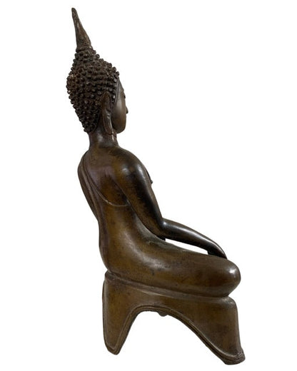 Klassische thailändische Buddha-Statue aus Bronze