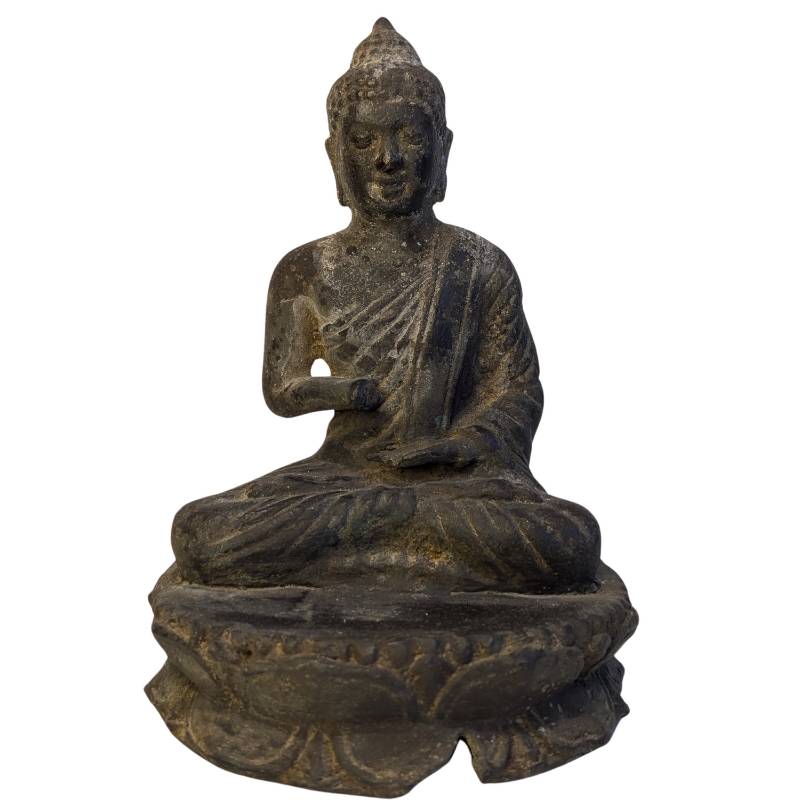 tibetische buddhaskulptur mit patina und nutzungsspuren