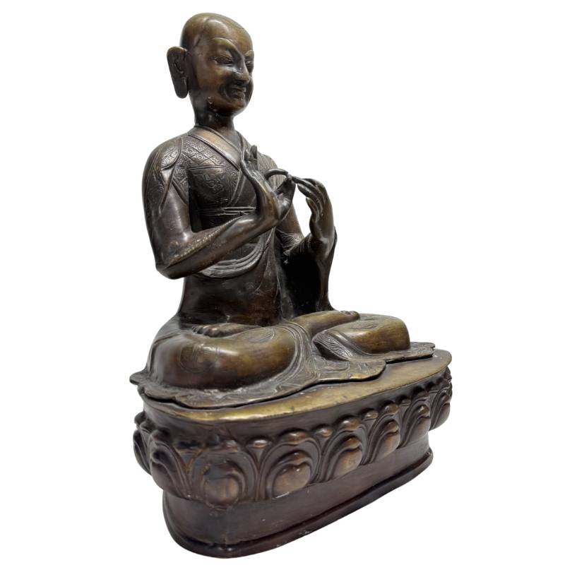 Antike tibetische Lama-Statue aus Bronze, spiritueller Meister auf Lotusthron, 38 cm Höhe, 8,1 kg, 19. Jahrhundert